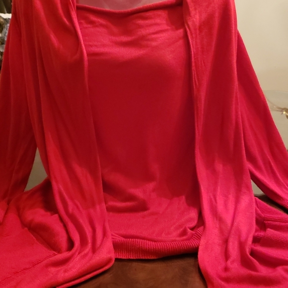 Sweater - Picture 5 of 6